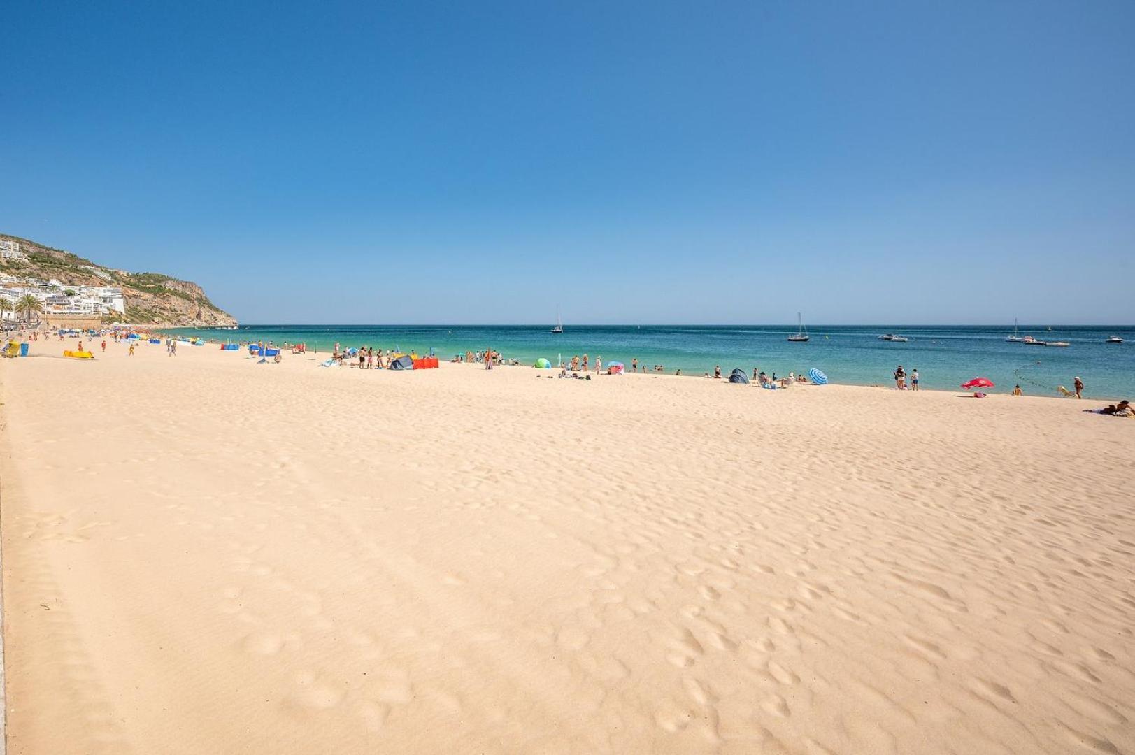 Guestready - Beachfront Naufrago'S Retreat 2 Сесимбра Экстерьер фото