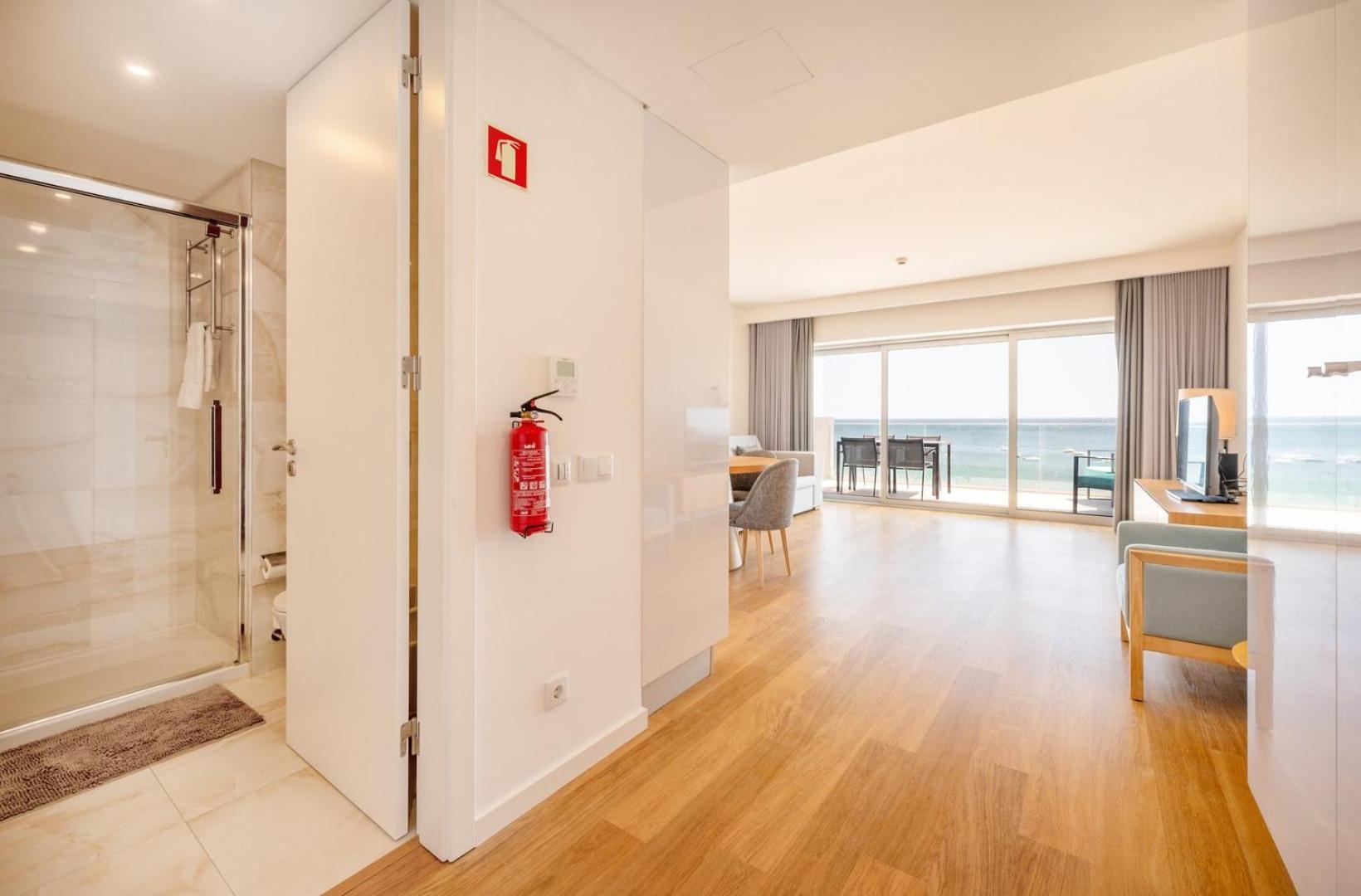 Guestready - Beachfront Naufrago'S Retreat 2 Сесимбра Экстерьер фото